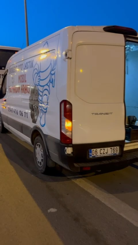 Gece mobil lastik servisi